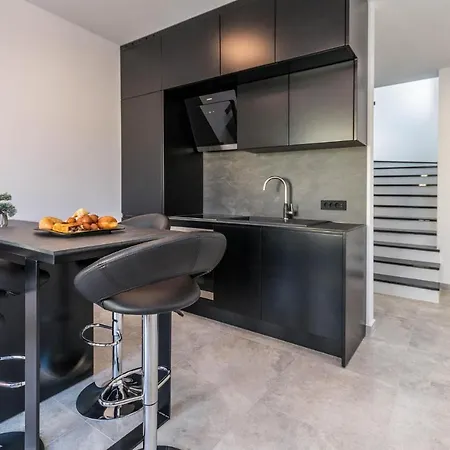 Apartamento Nice In With Kitchen